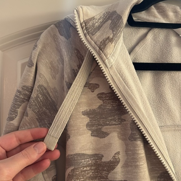 Athleta Camo Hooded Zip Up - Picture 9 of 11